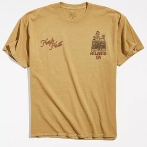 Global Hiatus X Urban Outfitters Atlanta GA Fresh Fruit Peach Tee T-Shirt